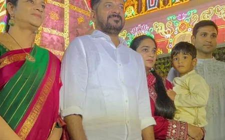 తిరుమలలో వైకుంఠ ఏకాదశి.. ప్రముఖుల దర్శనం