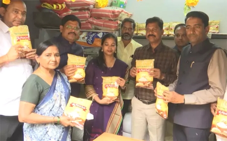 ఏపీలోని రేషన్‌ షాపుల్లో గోధుమ పిండి పంపిణీ ప్రారంభం