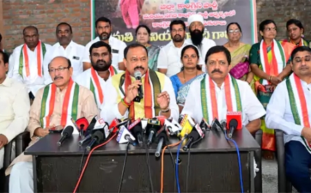 మున్సిపల్ ఎన్నికల్లోనూ కాంగ్రెస్‌ జెండా ఎగురవేస్తాం: మహేశ్‌కుమార్ గౌడ్‌