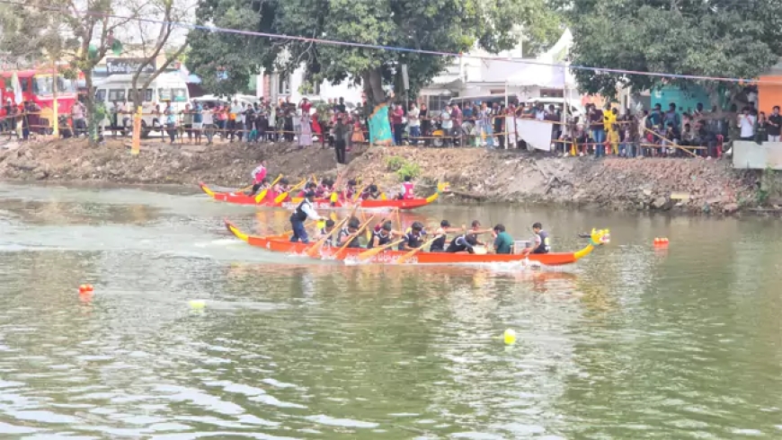 ఆత్రేయపురంలో ‘సంక్రాంతి’ సందడి.. ప్రారంభమైన పడవల పోటీలు